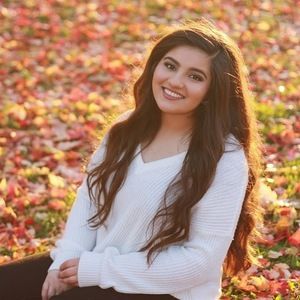 Meet your Posher, Sadaf